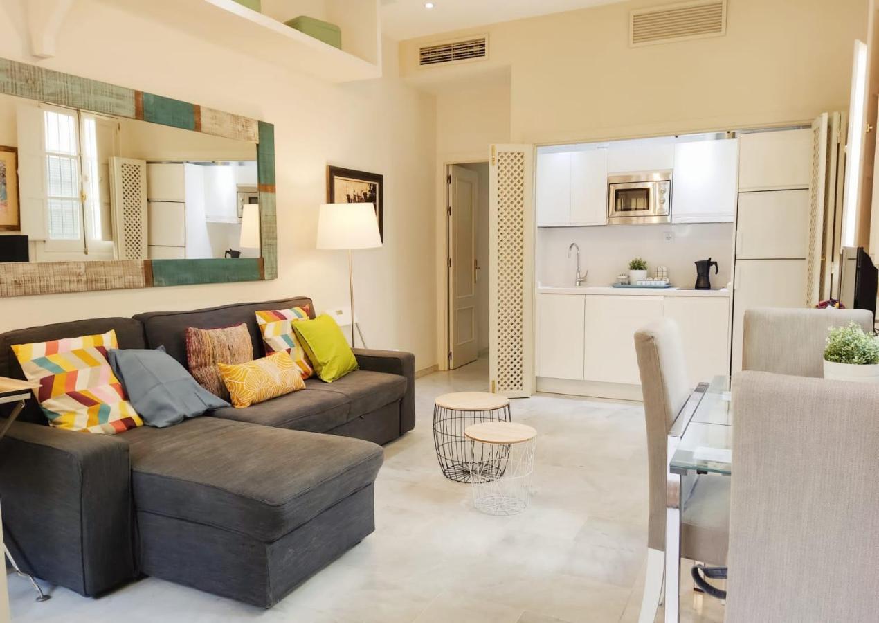 Homeyseville-bright At Santa Cruz 4 Pax, Parking Optional * Sevilla